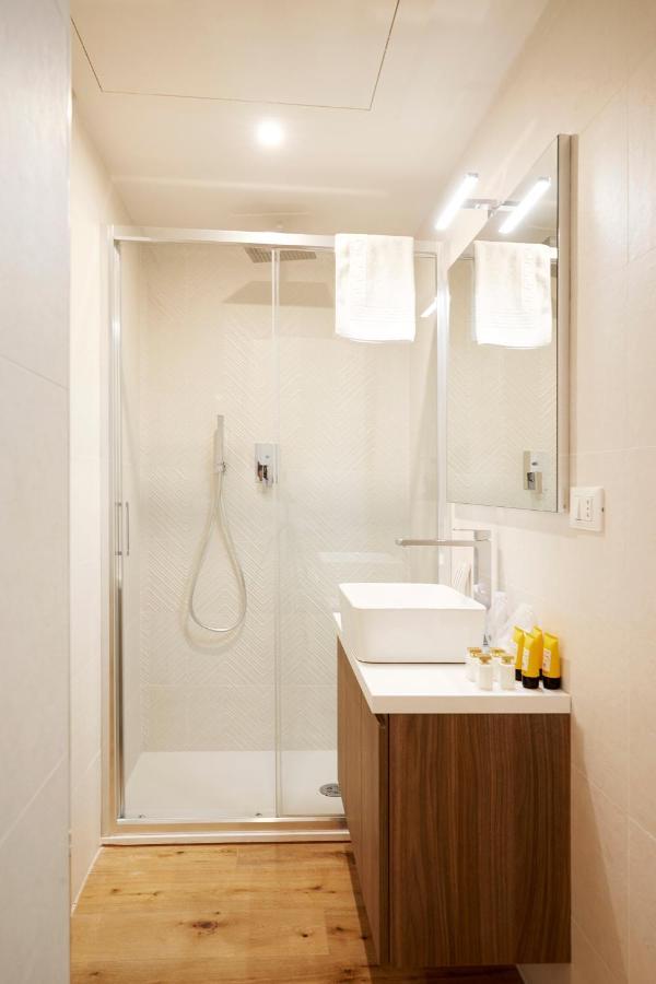 Prestige Boutique Homes - Colonne Di San Lorenzo Milan Luaran gambar